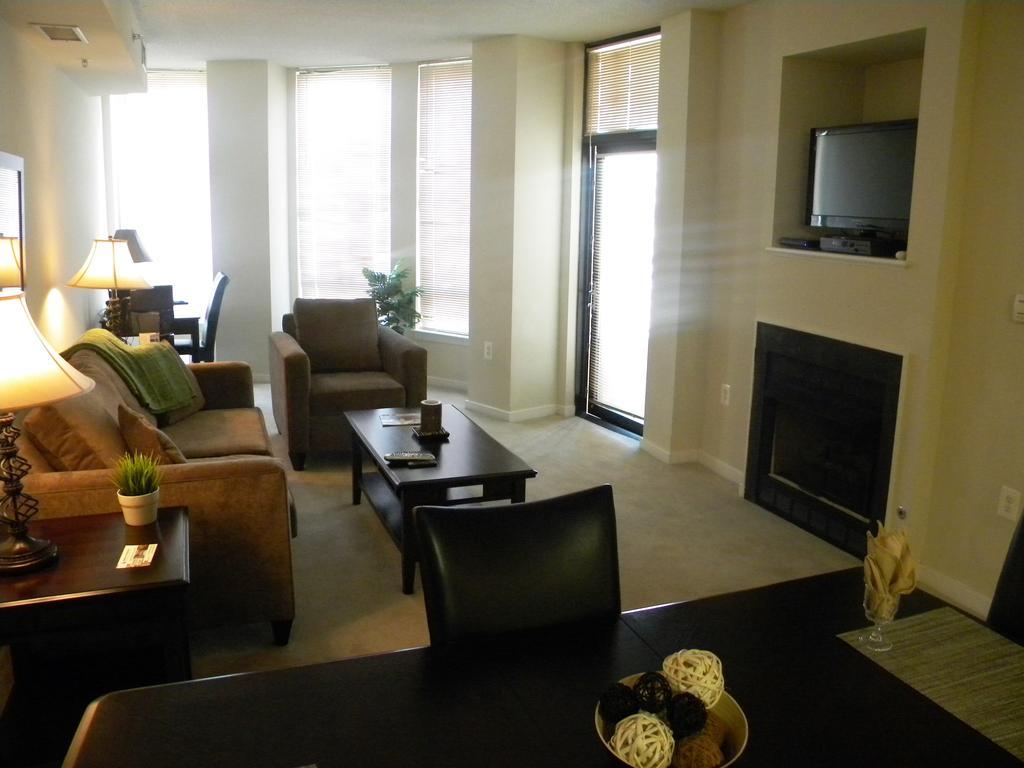 Madison Hospitality At 1401 Joyce Street Άρλινγκτον Δωμάτιο φωτογραφία